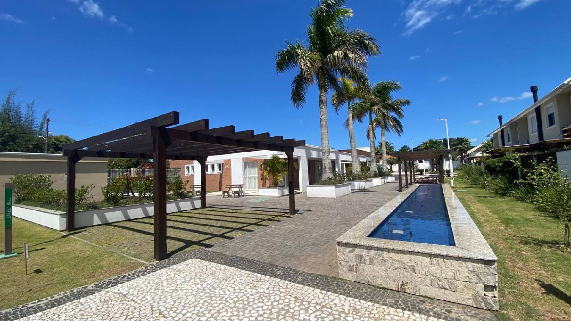 Casa Para Vender com 2 quartos 2 suítes no bairro Morro das Pedras em Florianópolis
