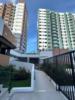 Apartamento Para Alugar com 3 quartos 1 suítes no bairro Farolândia em Aracaju - Cond. Le Vert Boulevard