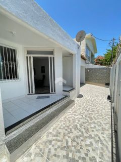 Casa Para Alugar com 5 quartos 4 suítes no bairro Coroa do Meio em Aracaju