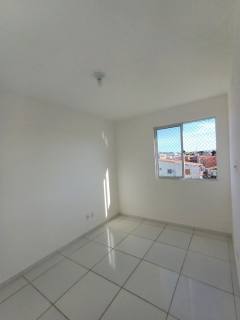 Apartamento Para Alugar com 3 quartos 1 suítes no bairro Bugio... em Aracaju - Vida Feliz Cond. Clube