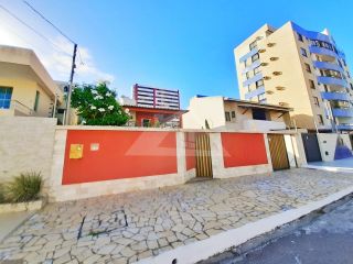 Casa Para Vender com 4 quartos 1 suítes no bairro Atalaia em Aracaju