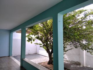 Ponto Comercial / Residencial Para Vender com 4 quartos 3 suítes no bairro Farolândia em Aracaju