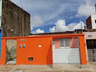 Casa Para Vender com 4 quartos no bairro Santos Dumont em Aracaju