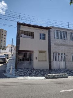 Casa Para Vender com 2 quartos no bairro Santo Antônio em Aracaju