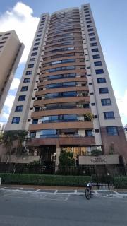 Apartamento Para Vender com 4 quartos 2 suítes no bairro Jardins em Aracaju
