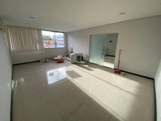 Prédio / Edifício Inteiro Comercial Para Alugar com 10 quartos no bairro São José em Aracaju