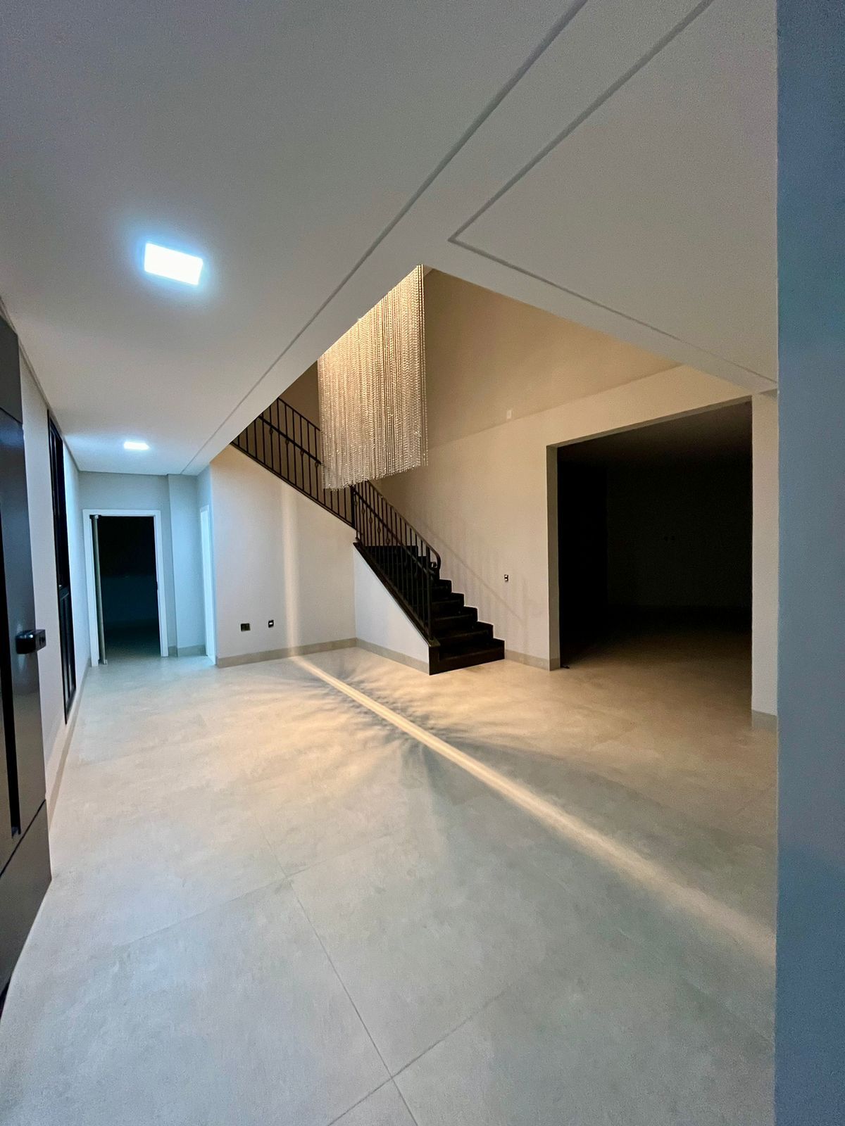 https://arquivos.sistemasupremo.com.br/598/imoveis/141650/g_265ddb01-eb9e-4c9b-829f-ba7a1c67a0d717150937848Bnq.jpg