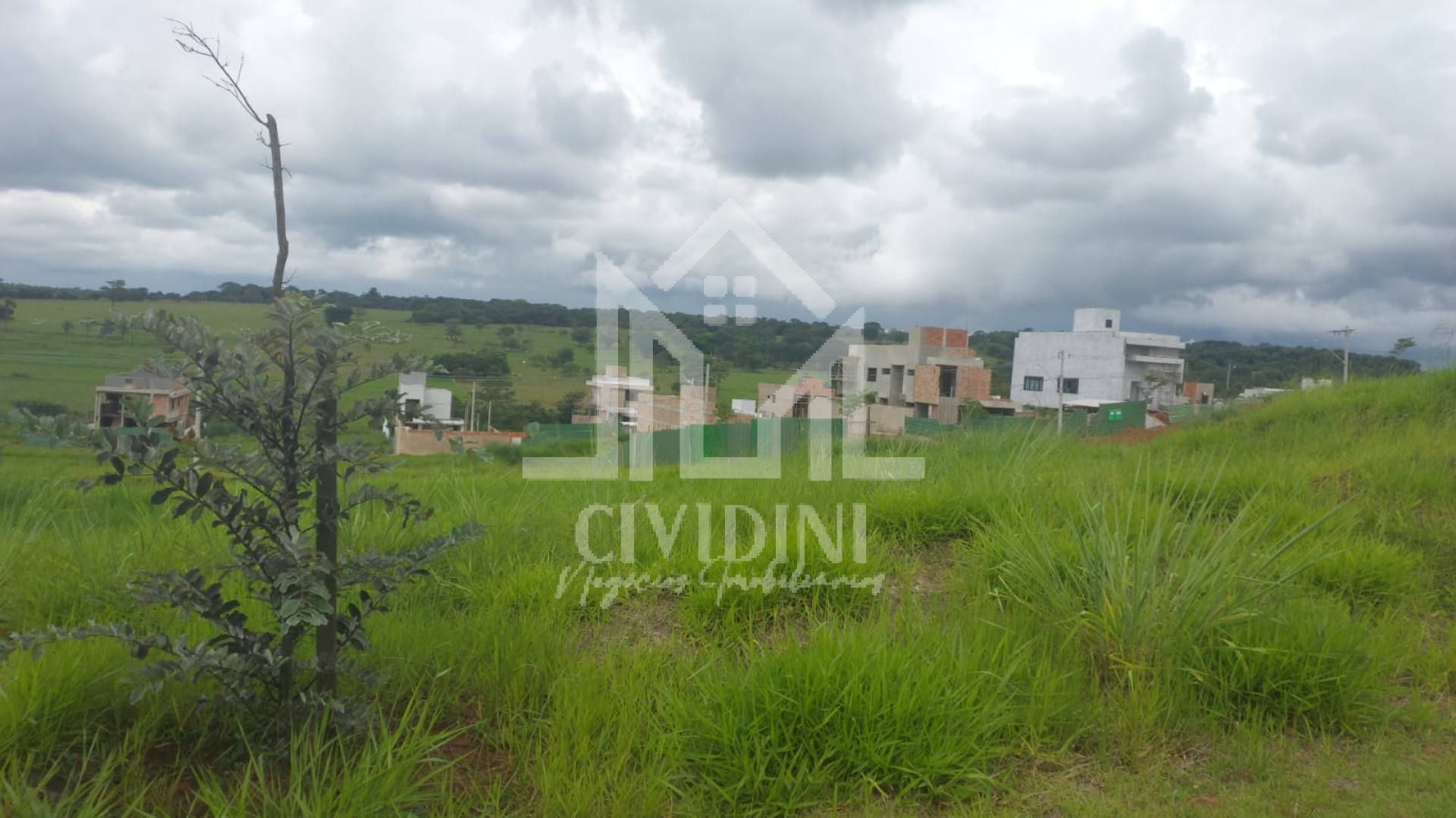 https://arquivos.sistemasupremo.com.br/598/imoveis/144621/g_20241025131014_0_20241025131020.jpg