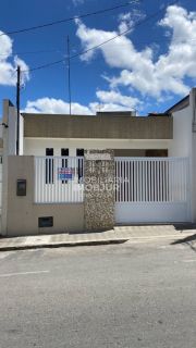 Casa para Vender com 3 quartos no Centro em Itabaiana