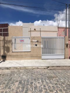 Casa Para Vender com 3 quartos no Loteamento Riviera