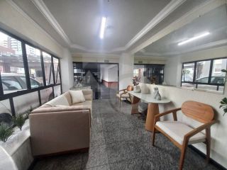 Apartamento Para Vender com 3 quartos 1 suíte no bairro Grageru em Aracaju