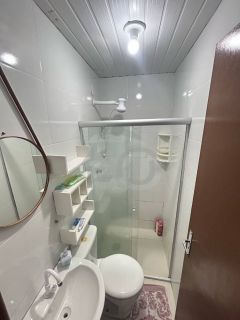 Casa Para Vender com 4 quartos 3 suítes no bairro Getúlio Vargas em Aracaju