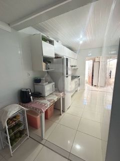 Casa Para Vender com 4 quartos 3 suítes no bairro Getúlio Vargas em Aracaju