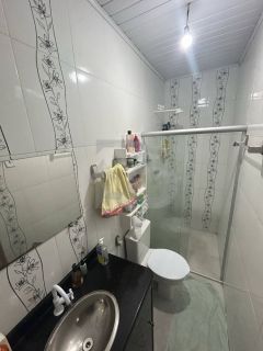 Casa Para Vender com 4 quartos 3 suítes no bairro Getúlio Vargas em Aracaju