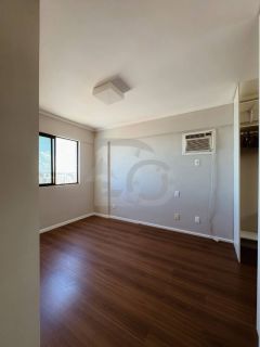 Apartamento Para Vender com 4 quartos 1 suíte no bairro Grageru em Aracaju