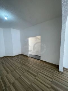 Casa Para Vender com 3 quartos 1 suíte no bairro Dom Luciano em Aracaju