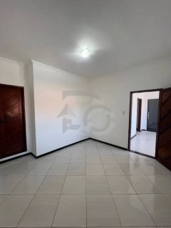 Casa Para Vender com 3 quartos 1 suíte no bairro Dom Luciano em Aracaju