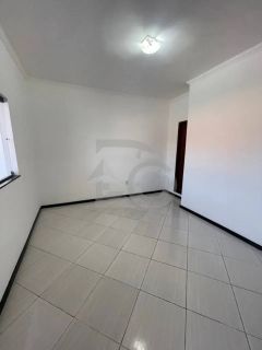 Casa Para Vender com 3 quartos 1 suíte no bairro Dom Luciano em Aracaju