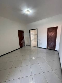 Casa Para Vender com 3 quartos 1 suíte no bairro Dom Luciano em Aracaju