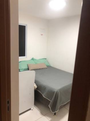 Apartamento à venda no condomínio Baía Dourada, Salvador Lyra.