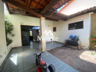 Casa Comercial Para Alugar com 4 quartos sendo 4 suítes no bairro Santa Mônica em Feira De Santana