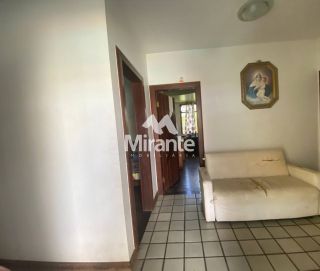 Casa Comercial Para Alugar com 4 quartos sendo 4 suítes no bairro Santa Mônica em Feira De Santana
