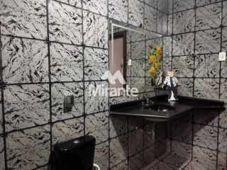 Casa Para Alugar com 7 quartos sendo 3 suítes no bairro Sim em Feira De Santana