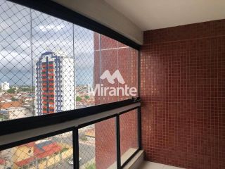 Apartamento Para Alugar com 3 quartos sendo 1 suíte no bairro Santa Mônica em Feira De Santana