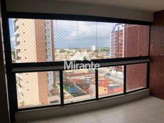 Apartamento Para Alugar com 3 quartos sendo 1 suíte no bairro Santa Mônica em Feira De Santana
