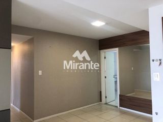 Apartamento Para Alugar com 3 quartos sendo 1 suíte no bairro Santa Mônica em Feira De Santana