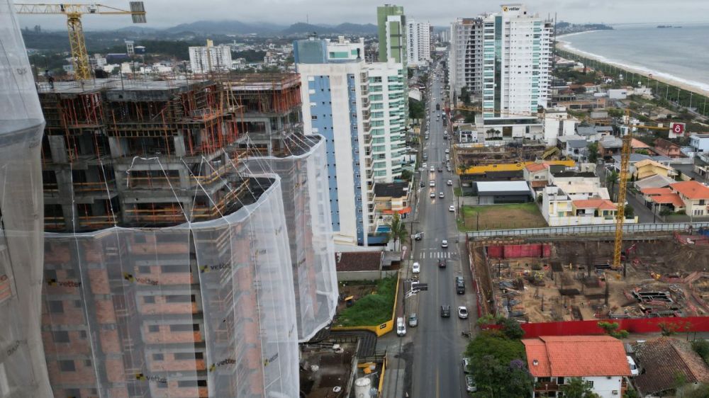 Vantagens de Ter um Imóvel de Aluguel no Litoral: Desfrute de Conforto e Lazer