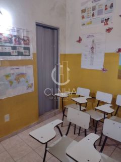 Oportunidade única! Escola à venda na parte alta da cidade, pronta para uso.