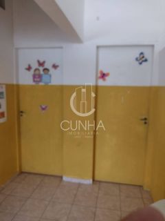 Oportunidade única! Escola à venda na parte alta da cidade, pronta para uso.