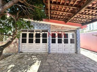Casa de esquina em ótima localização no Pereira Lobo