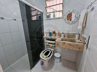 CASA REFORMADA COM PISCINA NA ARUANA