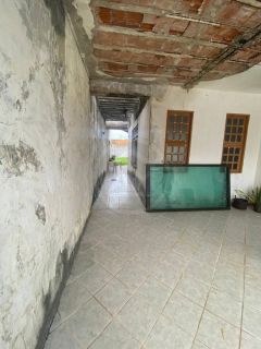 Casa na Rua Euclides Gois - próximo a Orla de Atalaia