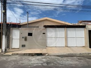 EXCELENTE CASA NA FAROLÂNDIA