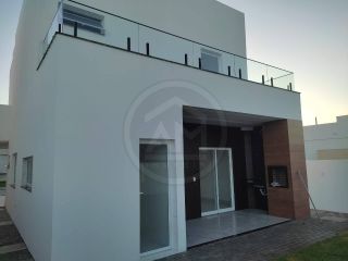 CASA NO CONDOMINIO SOL E PRAIA RESIDENCIAL - com pavimento superior