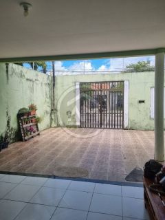 EXCELENTE CASA À VENDA NO PONTO NOVO