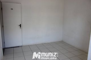 vende-se otimo apt no Cond Mais Viver Pacifico