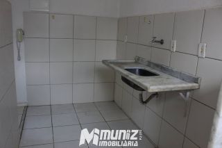 vende-se otimo apt no Cond Mais Viver Pacifico