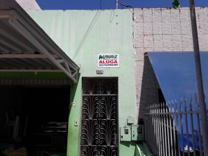 vende-se casa Rua Bahia, no centro do S. Campos
